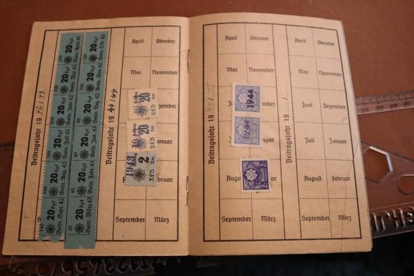 alter Mitgliedsausweis Reichsluftschutzbund Frankfurt am Main  1940